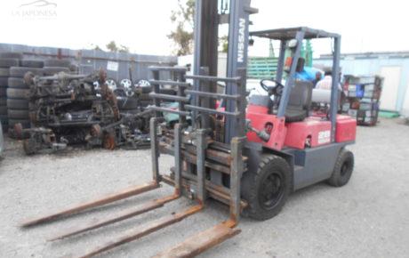 NISSAN   FORKLIFT  1998